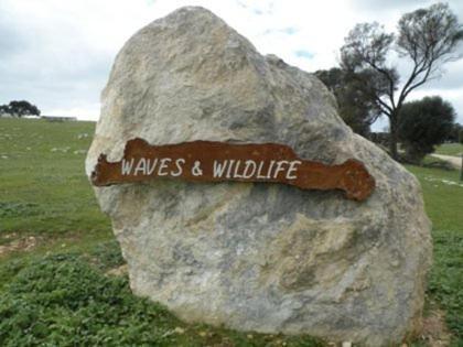 Waves & Wildlife Cottages Kangaroo Island Stokes Bay Bagian luar foto